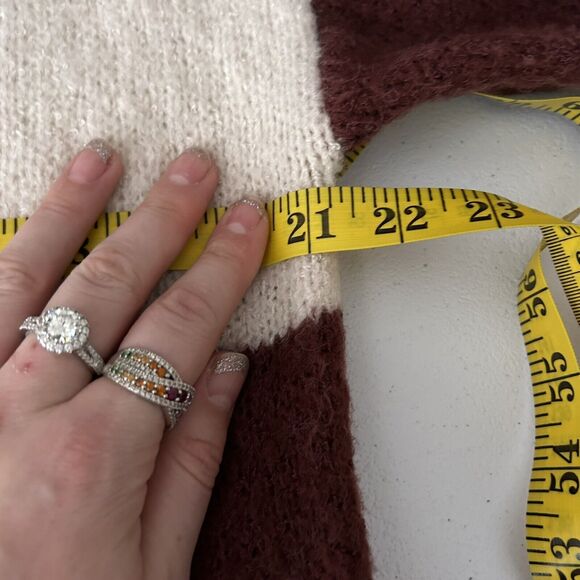 Entro Multicolor Acrylic Cardigan Sweater Top Long Sleeve Small Casual Red Gray - Picture 7 of 8